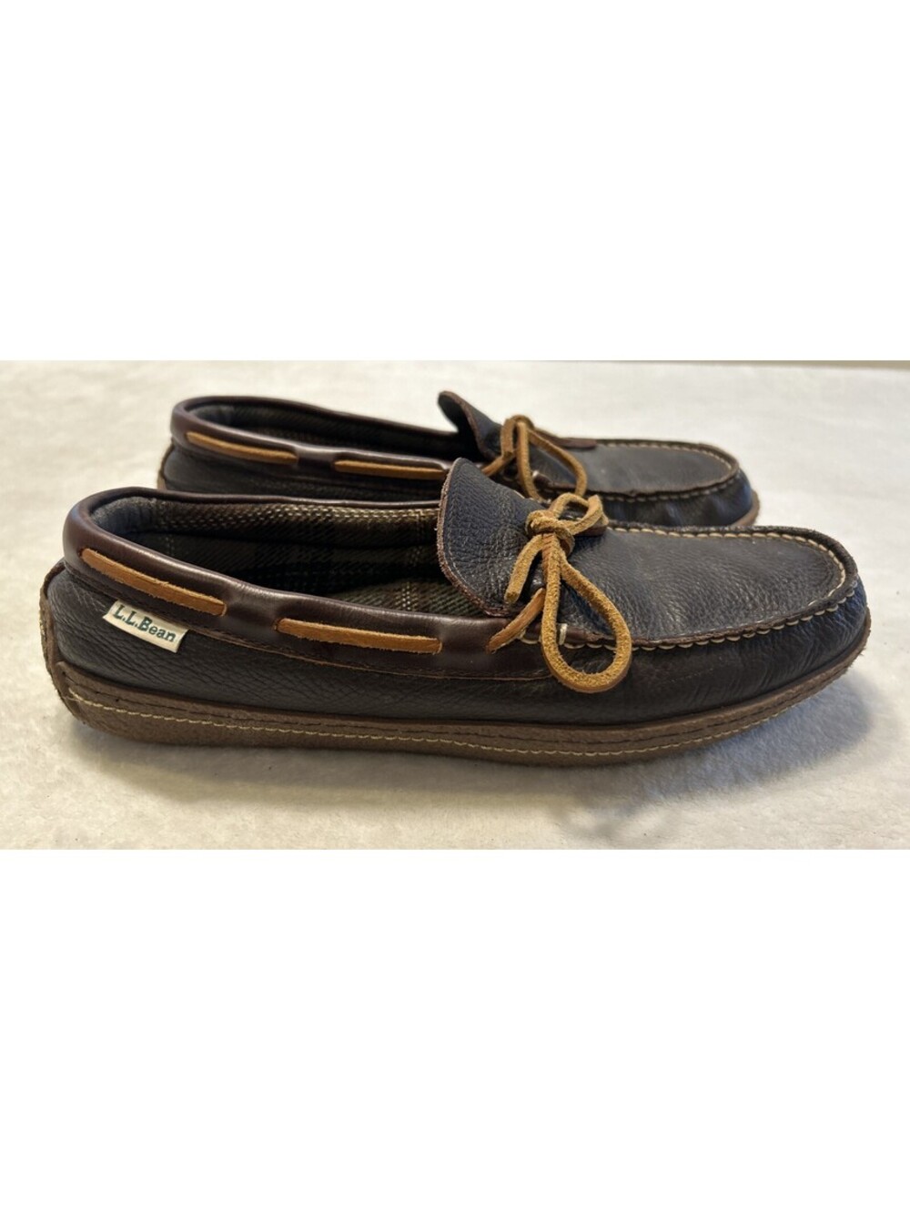 LL Bean Moccasins Men’s 9 M Brown Leather Flannel Lined Slippers Loafer Shoes